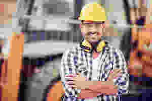 manufacturing and construction lone workers protected by Safe Hub_SM