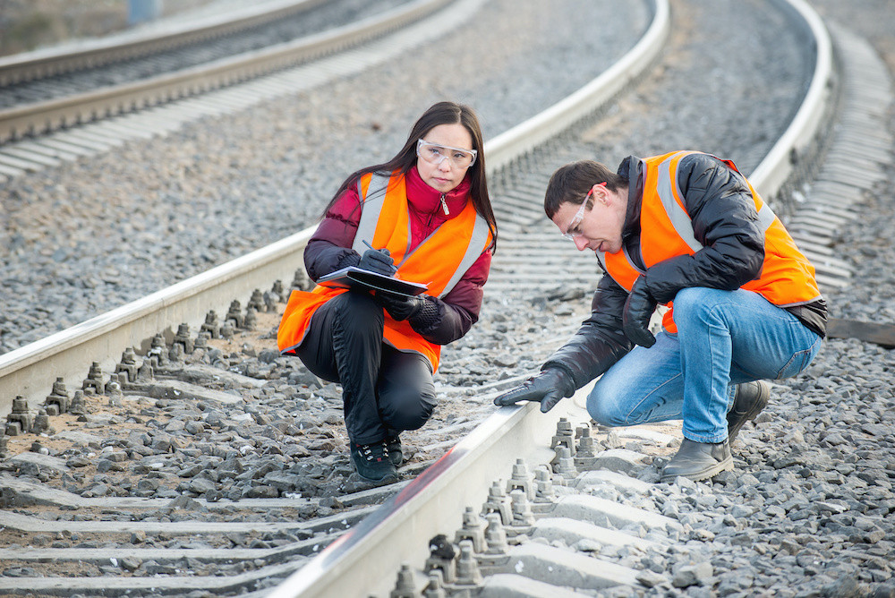 Logistics and transport lone workers need protection