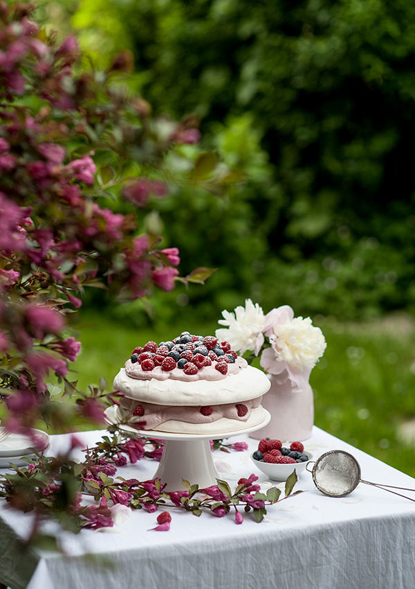 pavlova mit topfencreme