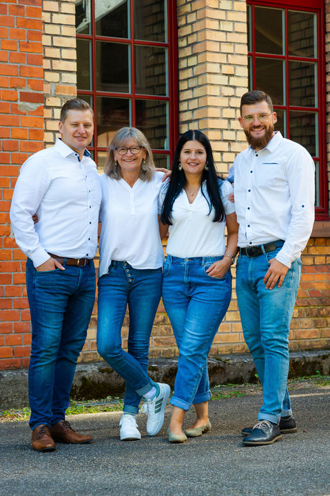 Familienbilder Schramberg professionell blau-weiß