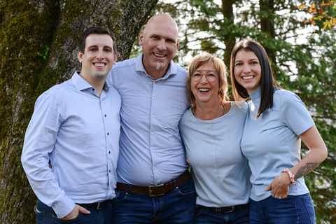 Familien-Fotoshooting Schramberg Outdoor Gruppe