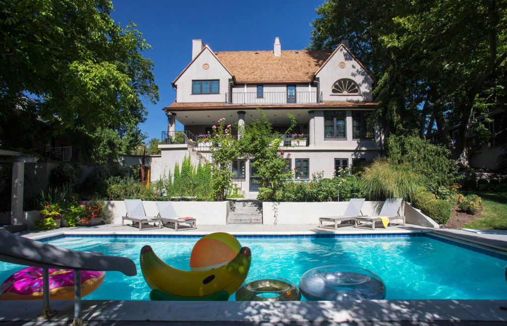 Luxury home pool, inflatable toys