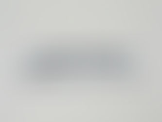 アクリル製二層プレートにレーザー加工（レーザー彫刻）