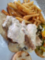 Cordon blue en salsa de champiñones