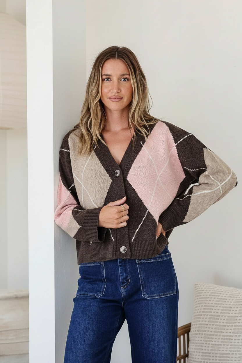 Argyle Short Cardigan in Pink