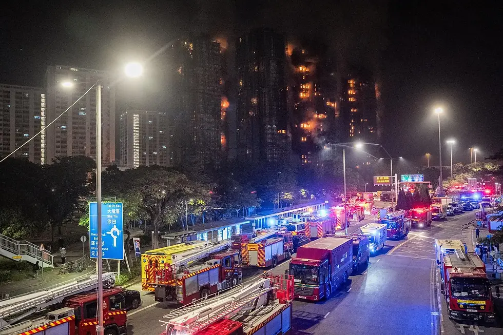 Pożar kompleksu wieżowców w Hongkongu