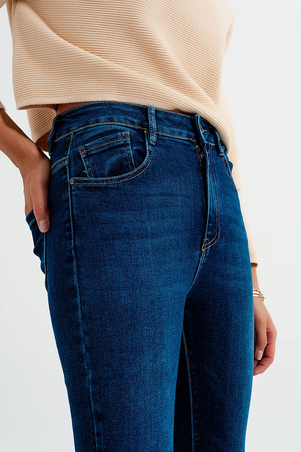 Thumbnail: Stretch Flare Jeans in Midwash