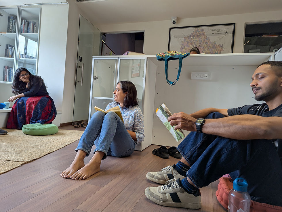 A Purposeless Sunday Morning