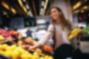 Groß (female-buying-food-supermarket-grocery-store).jpeg