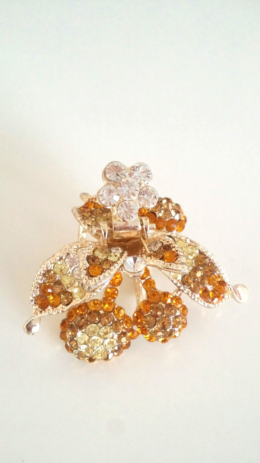 Thumbnail: Metal Crystal Hair clip