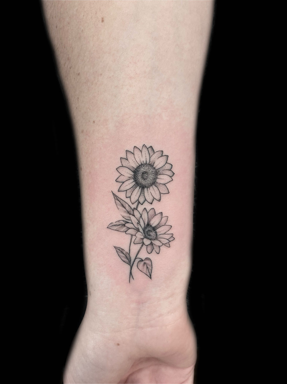 Fineline sunflower tattoo