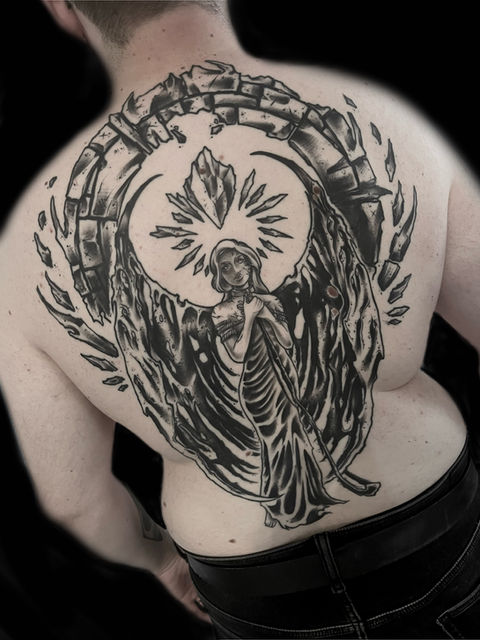 Backpiece Tattoo welches einen Engel darstellt