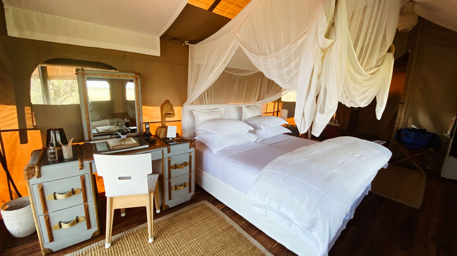 Luxury Safari tent at Singita Mara River Tented Camp