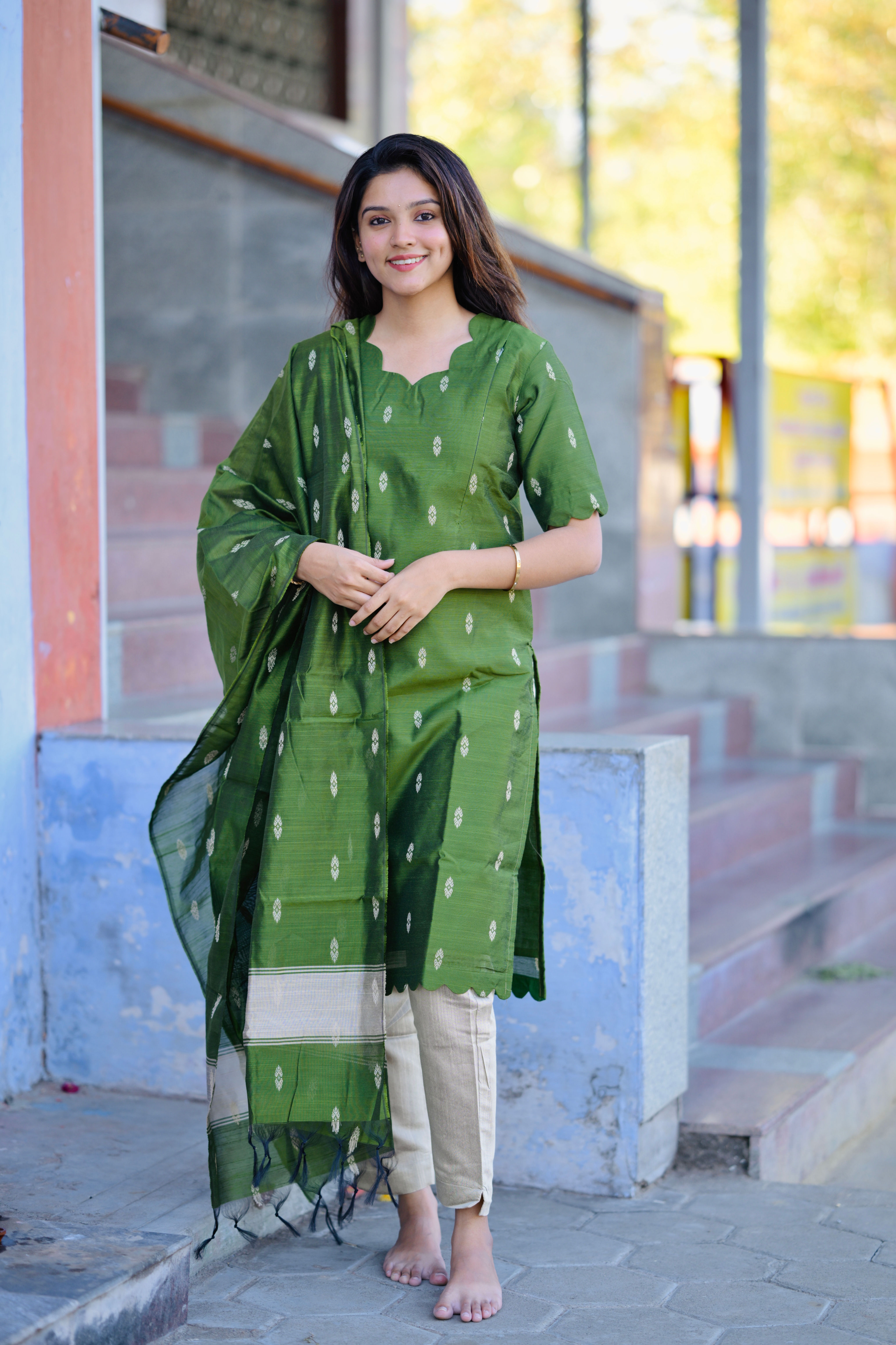 Mugai Feeding Salwar Set ( TOP, PANT, DUPATTA) SET OF 3