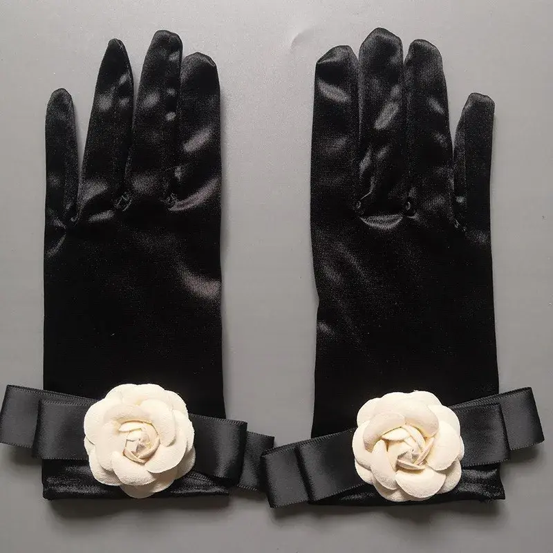 Cynthia Gloves