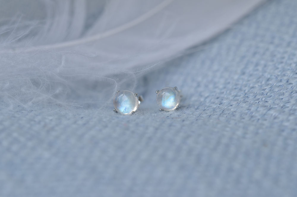 ITSMOS AAA Natural Moonstone earrings Blue Moonlight stone s925 silver studs for
