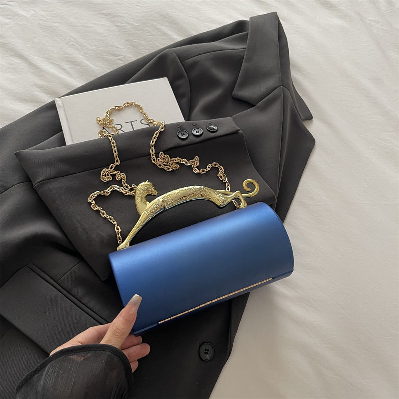 Animals Leopard Metal Handle Evening Clutch Bag