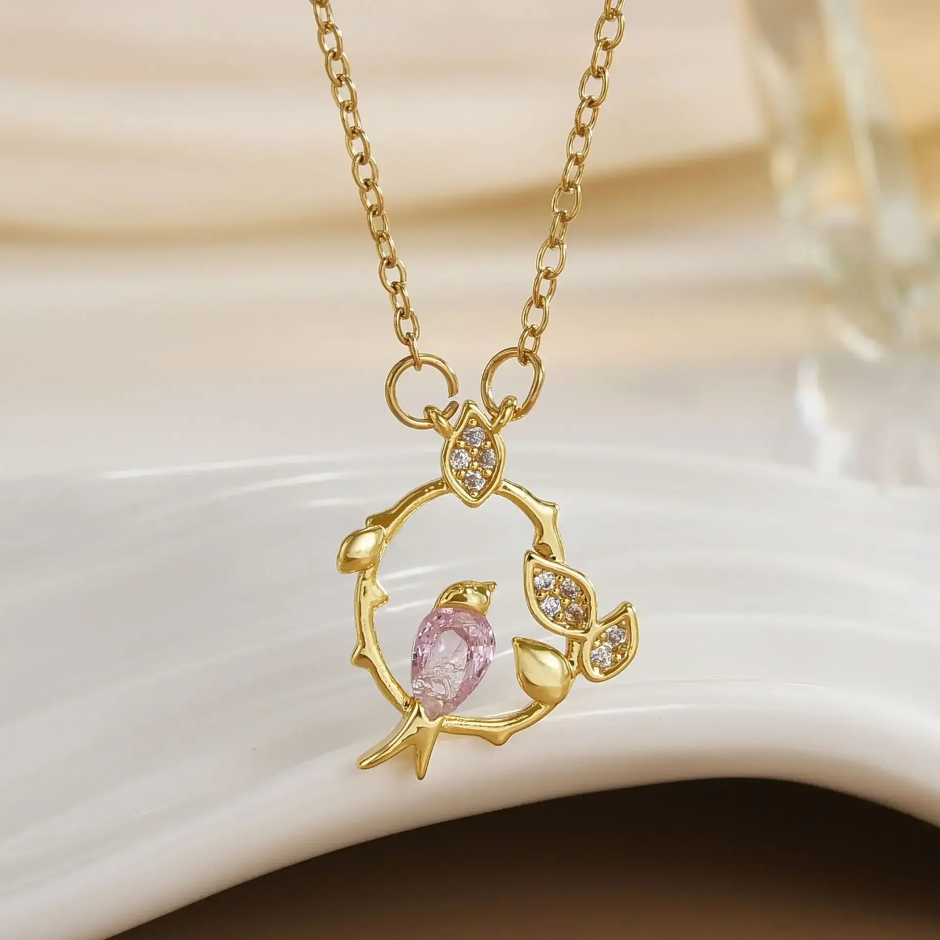 Pink Zircon Bird Circle Pendant Necklaces