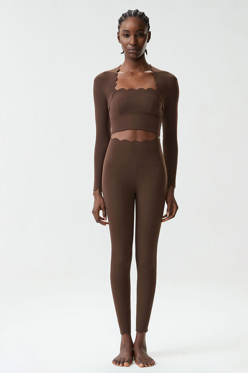 Scalloped Edged Two Pieces Fitness Set