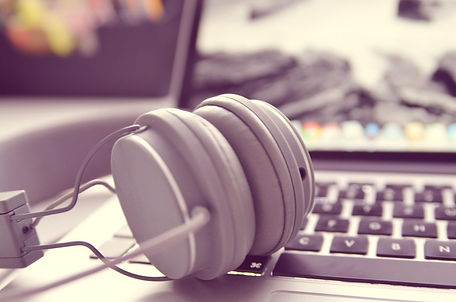 headphones_computer-1024x678.jpeg