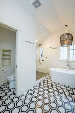 Tweto Architecture | Carolina Master Bathroom
