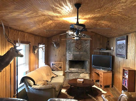 37151607_2154109408199395_28324339298756