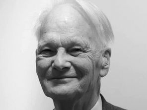Memorial held for University’s ‘generous and passionate’ Professor Ogston