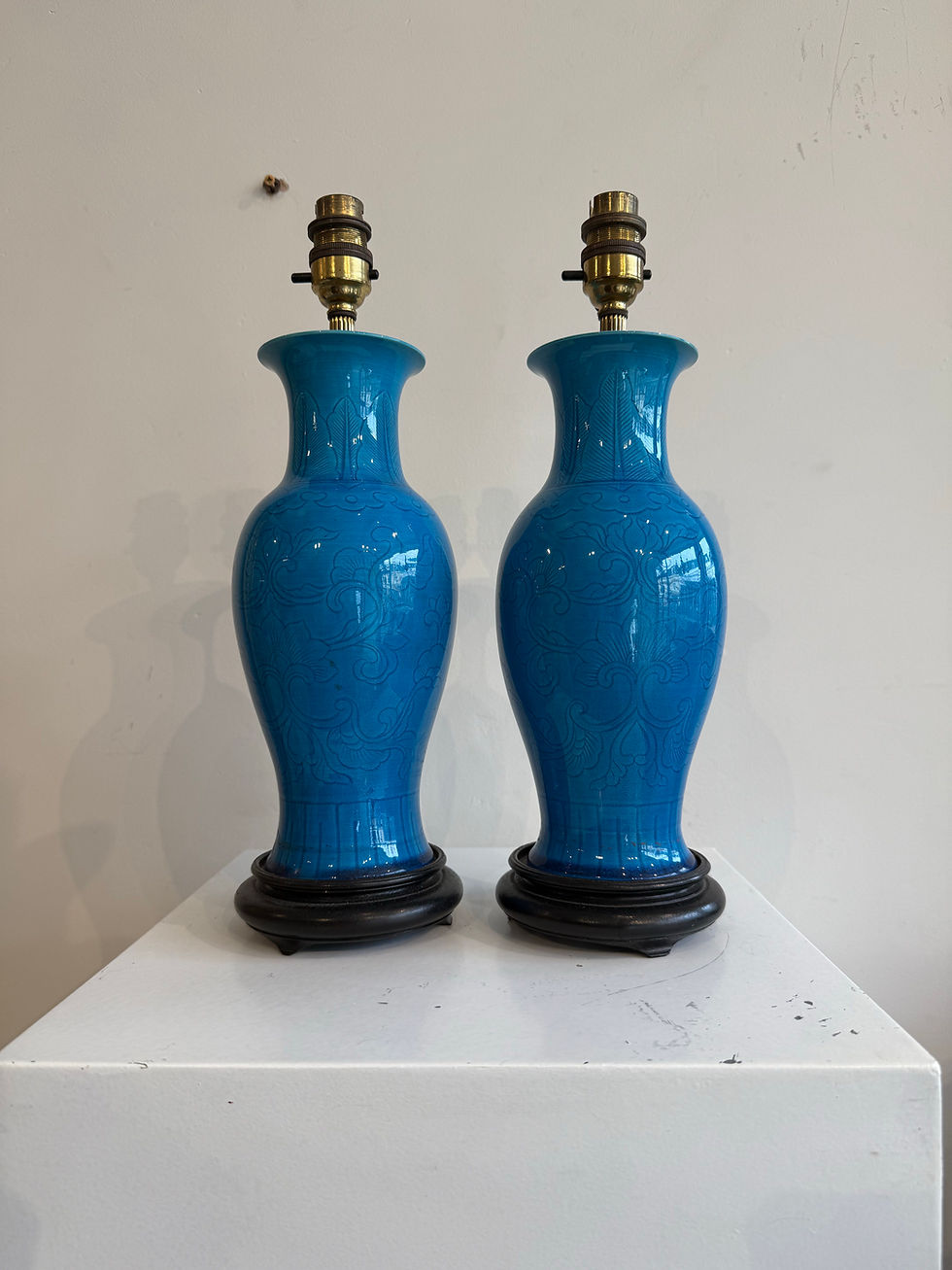 Thumbnail: Pair of Chinese turquoise lamps