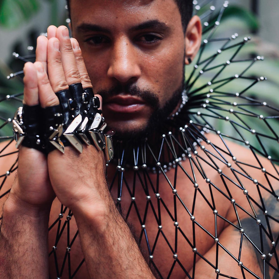 Thumbnail: METALLIC. Gloves