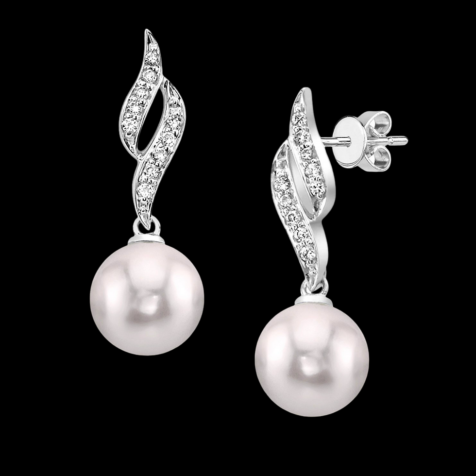 Silver Velvet Natural Pearl Earrings