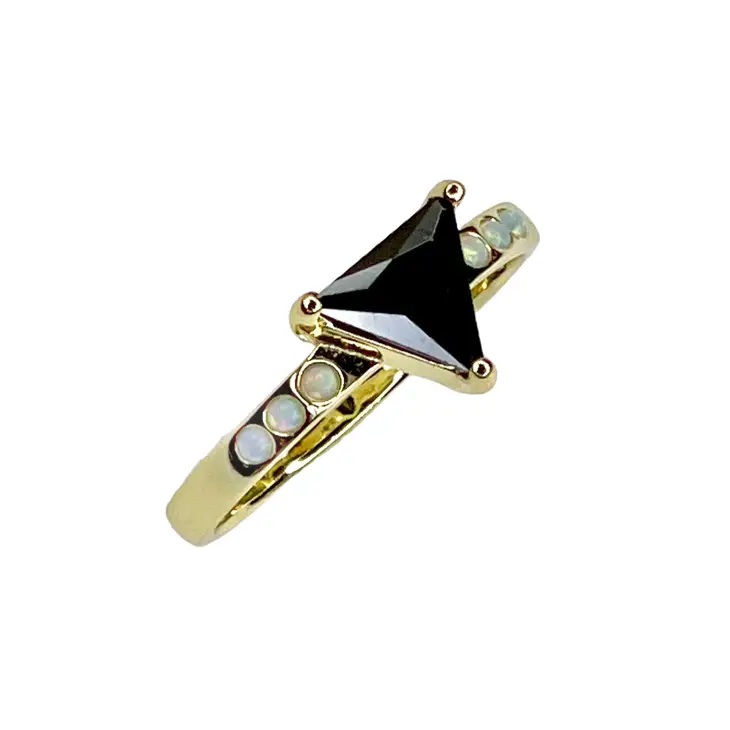Black Mountain Opal and Onyx Ring s8.webp