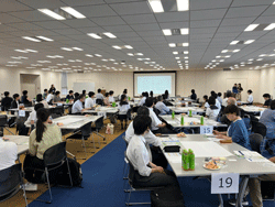 0830会場-36k.gif
