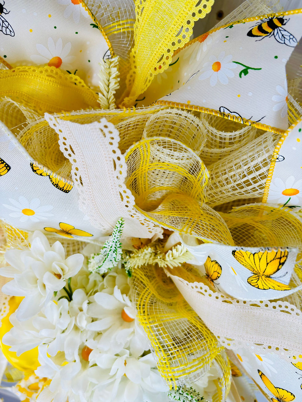 Thumbnail: Bees and butterflies daisy watering can garden wreath 