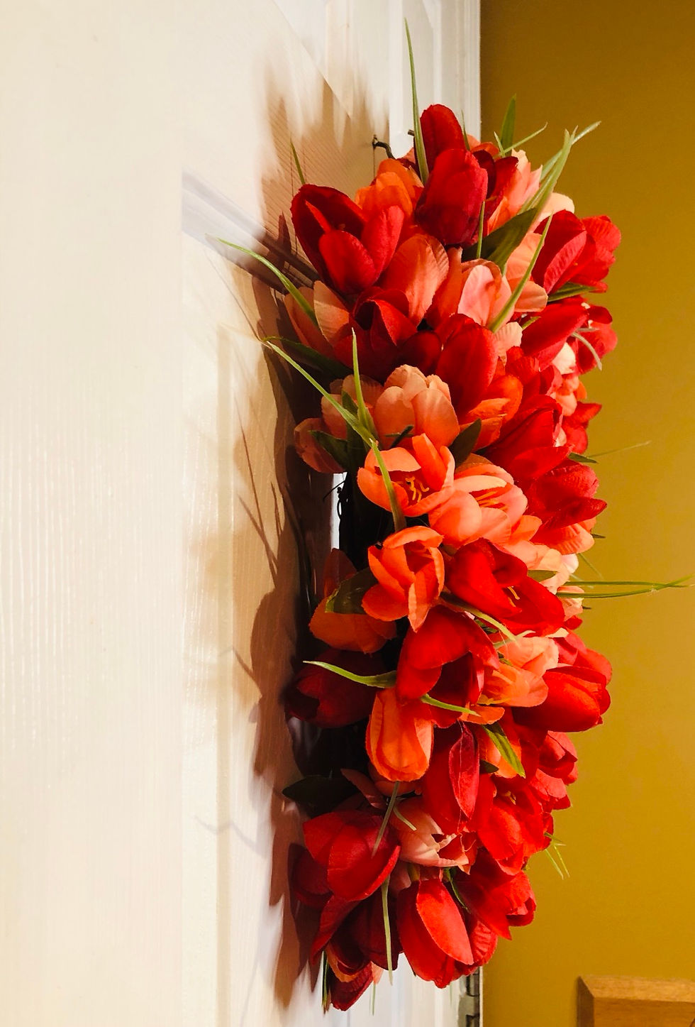 Thumbnail: 19” Tulip Wreath SOLD