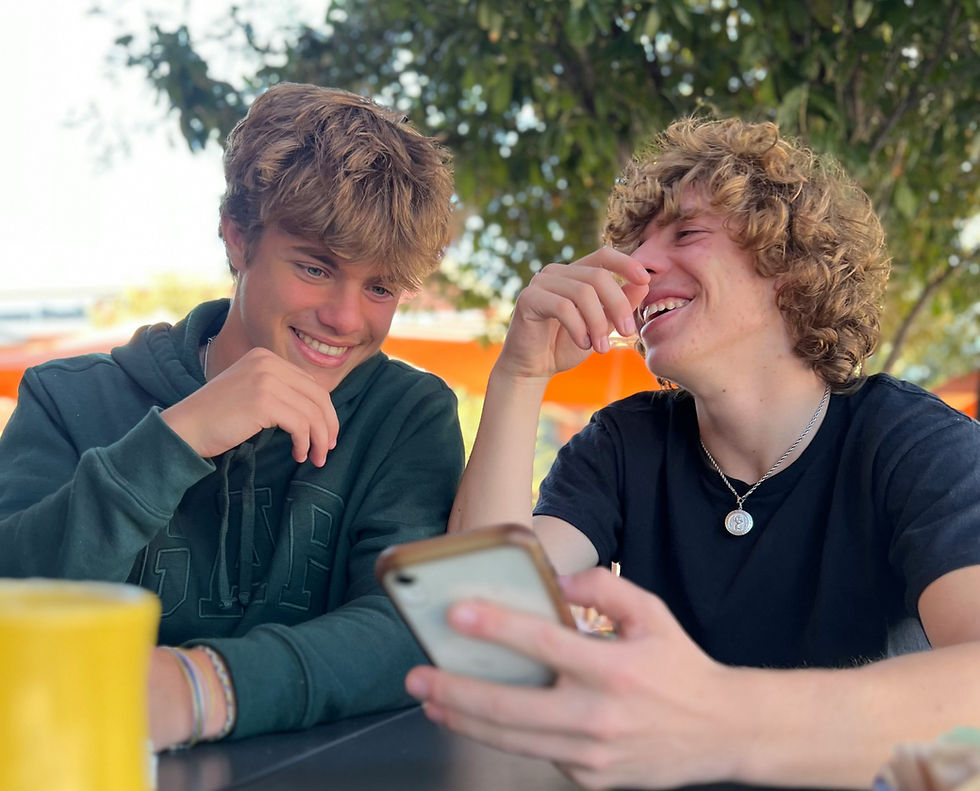 Adolescence - Faire confiance à ce qui cherche à éclore