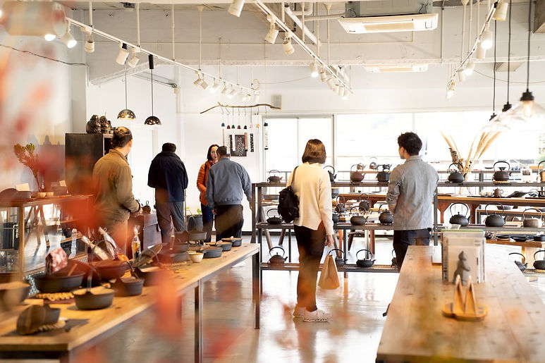 Nambu Cast Ironware craft tour in Oshu, Iwate / 南部鉄器の工房見学ツアー