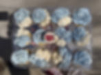 12 cupcakes