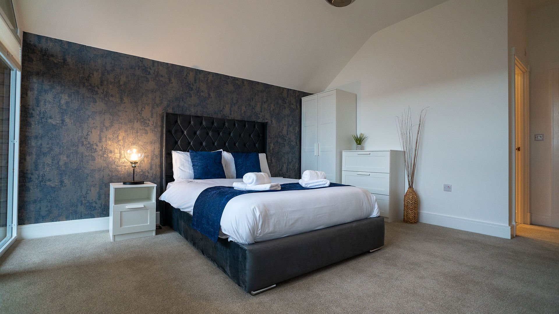 The Galloway coastal holiday home by Northumberland Luxury Stays – a dog-friendly getaway with hot tub near the Northumberland coast.