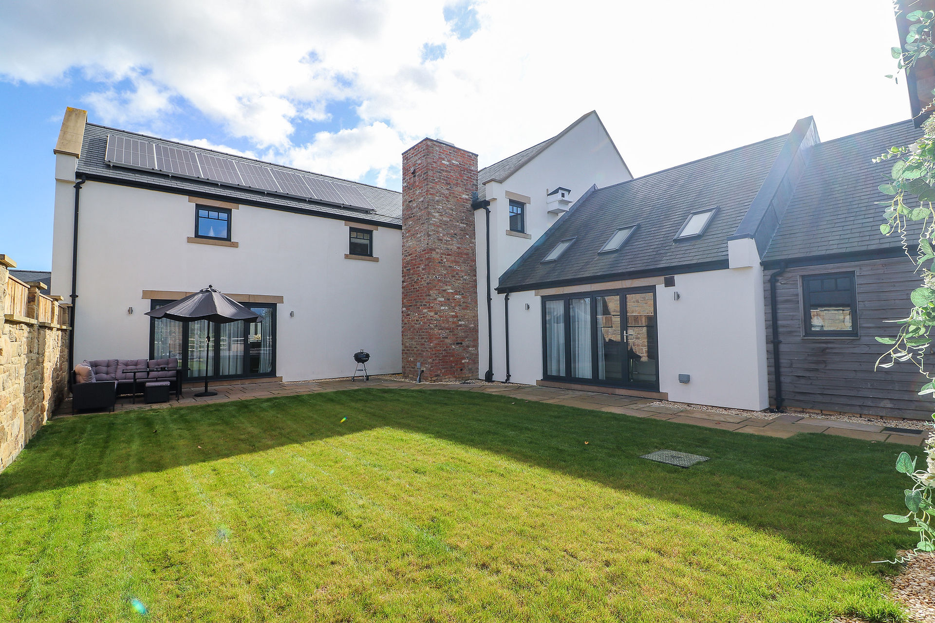 Northumberland Luxury Stays, West Chevington Farm. Autumn deal, the Newland