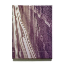 Die Malerei (Décollage) des Künstler Cris Koch mit dem Titel Licht violett - erschienen im Kopf & Kragen Literaturverlag