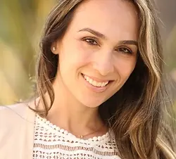 Pauline Lalezari-LMFT-Therapist