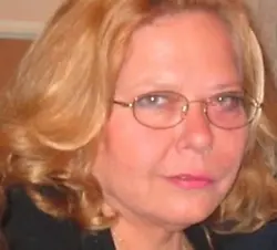 Ida Pirali-LMFT-Therapist