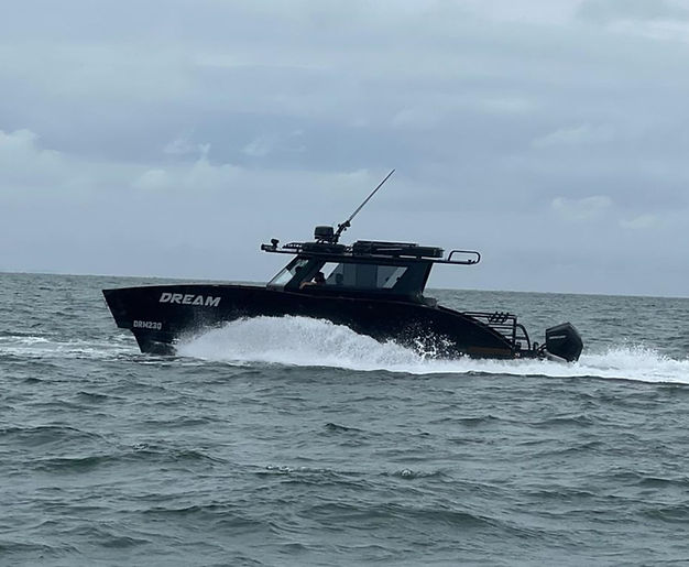 7m "Sports Cat" Open & Enclosed Cabin