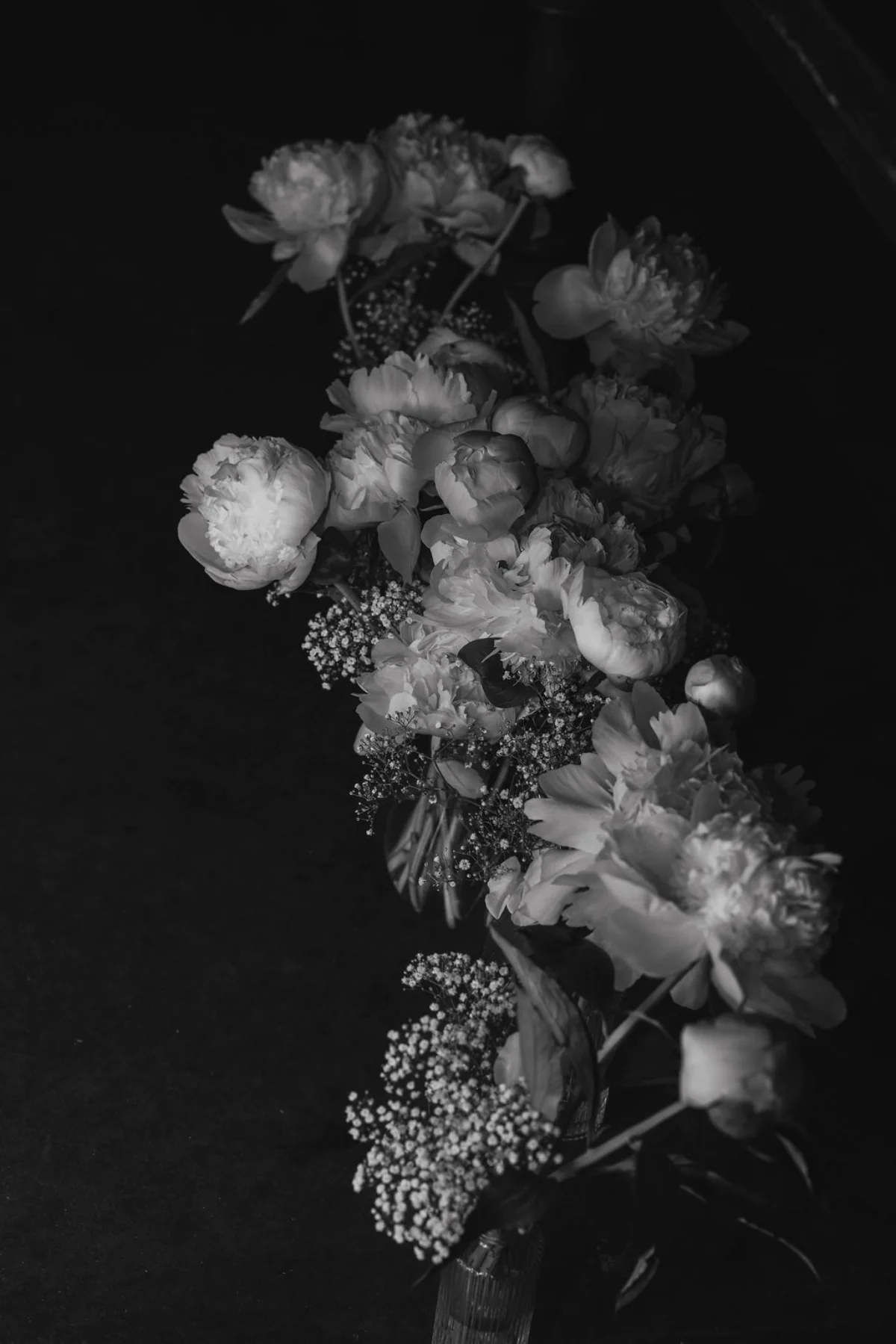 Black and white wedding photography by Mikaela Jade, Suffolk wedding photographer.