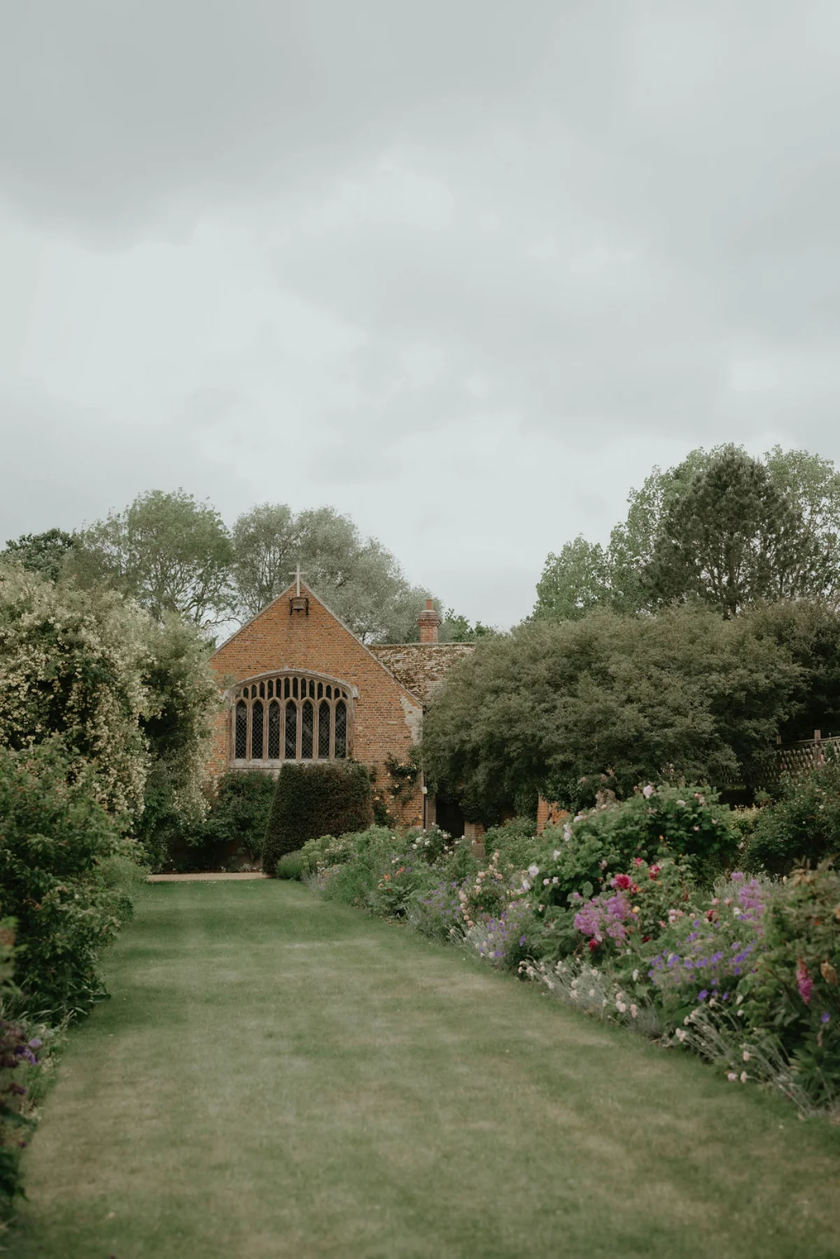 An ethereal, fairytale wedding photographer by Suffolk wedding photographer Mikaela Jade.