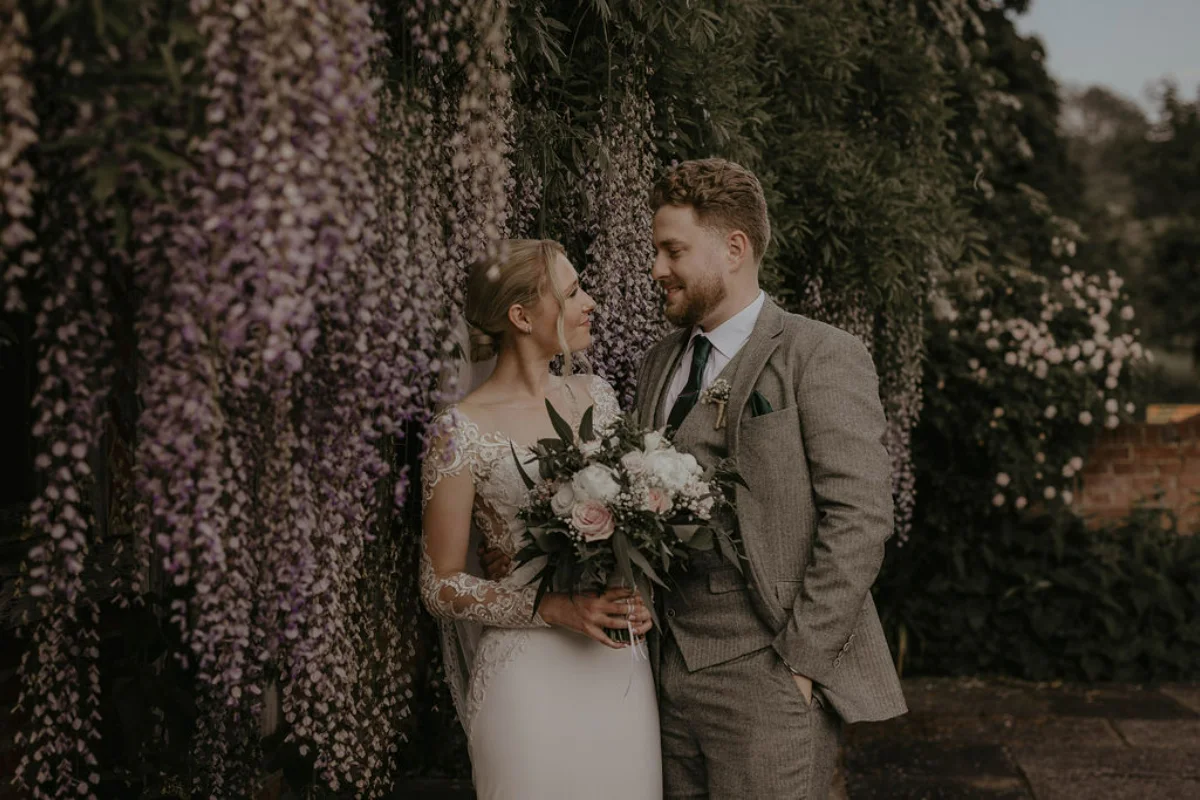 Suffolk wedding photography by Mikaela Jade.
