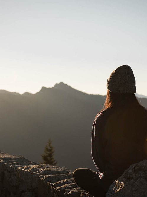 daniel-mingook-kim-UXR--t8CZ1U-unsplash