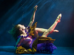 PHOTOGRAPHY BY JOHN NIGHTINGALE