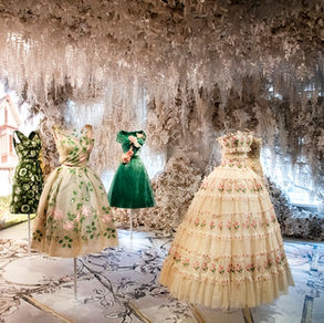 Roman d’élégance à la française à la Galerie Dior