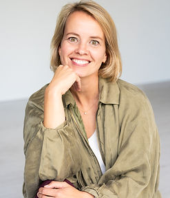 JoycePortret-412-2.jpg